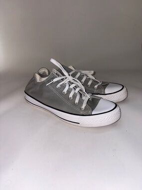 Converse Chuck Taylor All Star Low Top Charcoal Sneakers